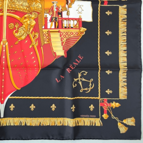 NWT Hermes Scarf "Vue du Carrosse de la Galère -La Réale" 3 - Picture 10 of 10